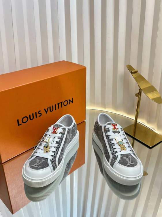 Picture of Louis Vuitton Shoes _SKULVsz35-4239-45mnh071116506
